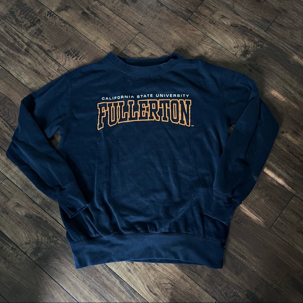CSUF Crewneck sweater